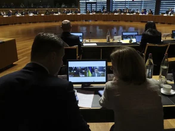 kuleba-ministram-yes-nadannya-f-16-stane-investitsiyeyu-desyatilittya-u-bezpeku-kontinentu