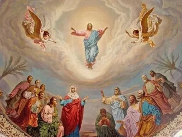 vikhidni-ta-svyata-u-travni-skilki-dniv-vidpochivatimut-ukrayintsi