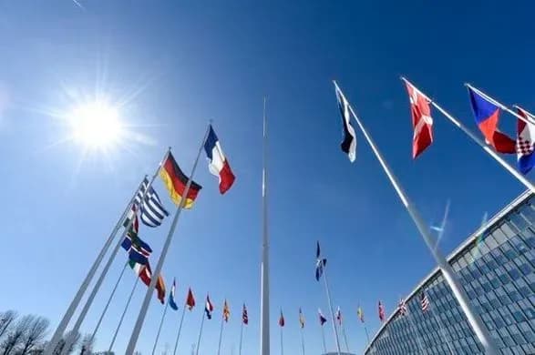 yavna-bilshist-avstriytsiv-proti-vstupu-do-nato-opituvannya