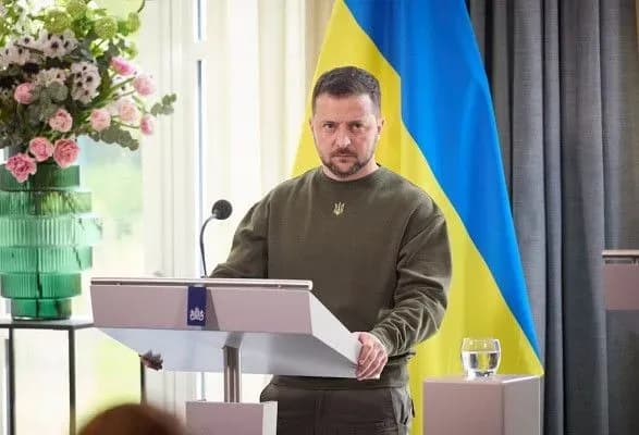 zelenskiy-pro-zustrichi-u-gelsinki-ta-v-gaazi-mayemo-potuzhne-posilennya-dlya-voyiniv-zbroyeyu-na-zemli-u-povitri-y-na-mori