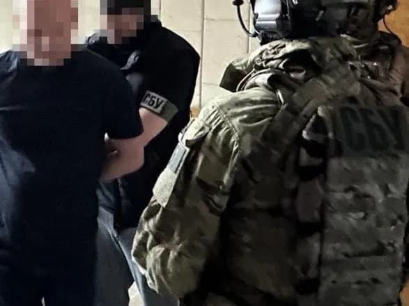 obklav-daninoyu-eksporteriv-zerna-na-kharkivschini-zatrimali-odnogo-z-kerivnikiv-derzhprodspozhivsluzhbi