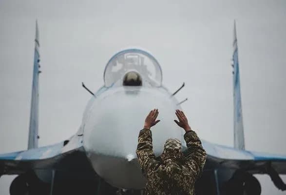 aviatsiya-zsu-za-dobu-zavdala-12-udariv-po-osobovomu-skladu-ta-viyskoviy-tekhnitsi-okupantiv