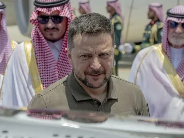 zelenskiy-obgovoriv-z-predstavnikami-oae-omanu-ta-kuveytu-prodovolchu-bezpeku-zernovu-ugodu-ta-formulu-miru