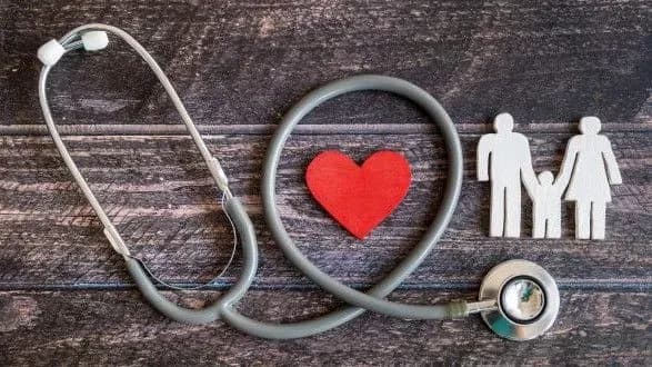 19-travnya-den-simeynoyi-meditsini-ta-vsesvitniy-den-borotbi-z-zapalnimi-zakhvoryuvannyami-kishechnika