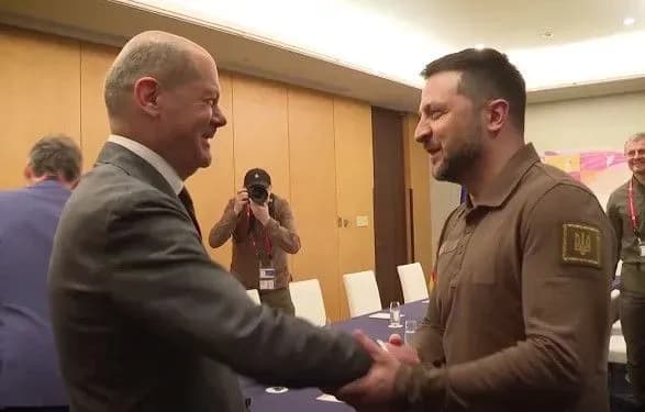 zelenskiy-zustrivsya-iz-kantslerom-nimechchini-sholtsom-govorili-pro-ukrayinsku-formulu-miru
