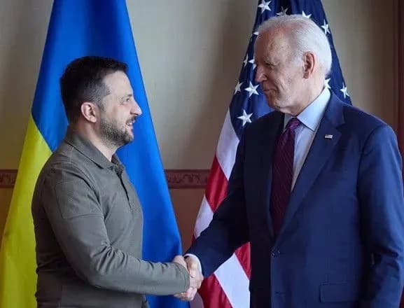 bayden-ofitsiyno-zayaviv-scho-ssha-trenuvatimut-ukrayinskikh-pilotiv-dlya-f-16