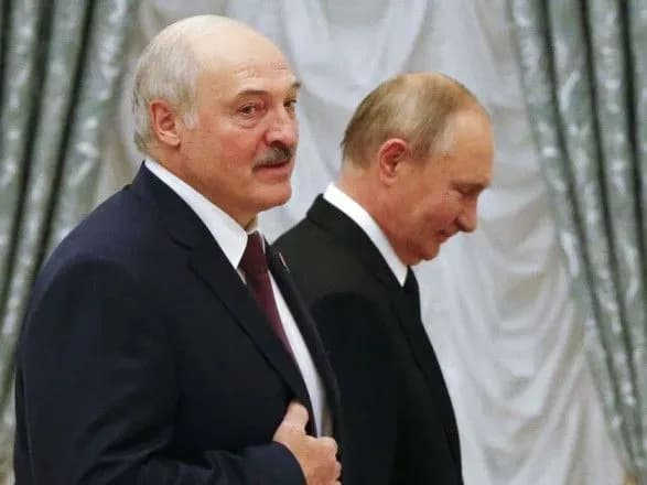 u-kremli-pidtverdili-zustrich-lukashenka-i-putina-24-travnya