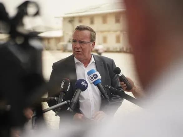 nimechchina-rozglyadaye-varianti-pidtrimki-krayin-v-navchanni-ukrayinskikh-pilotiv-na-f-16