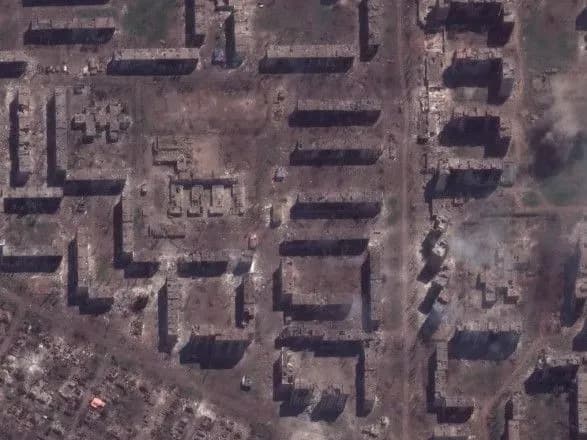 the-new-york-times-pokazalo-znischeniy-bakhmut-z-visoti-ptashinogo-polotu