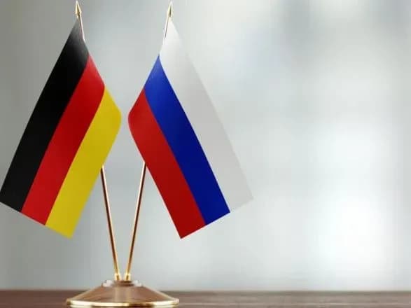 nimechchina-zvilnit-schonaymenshe-100-spivrobitnikiv-yaki-pratsyuyut-u-predstavnitstvakh-rf-reuters