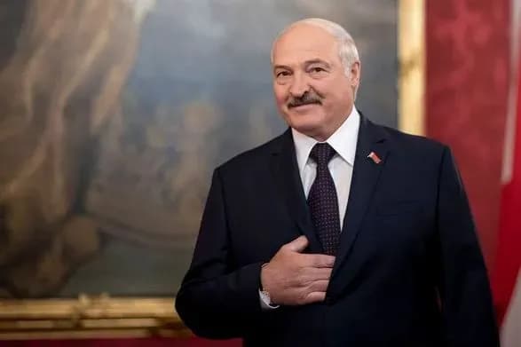 v-minsku-pomitili-kortezh-lukashenka-chutki-pro-yogo-gospitalizatsiyu-u-moskvi-sprostovuyut