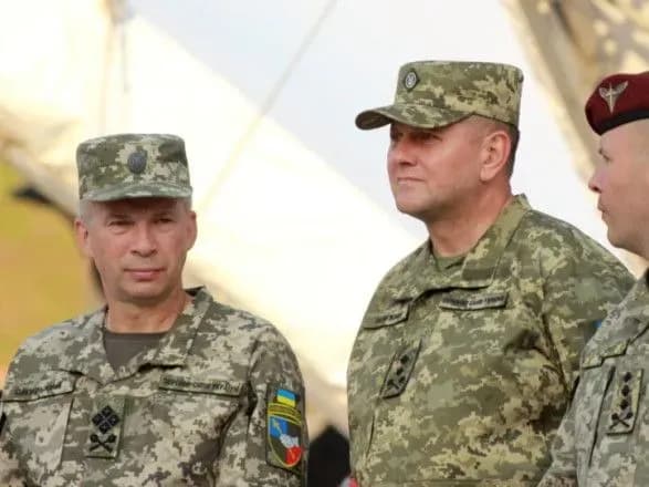 odin-z-priyomiv-informatsiynoyi-viyni-u-minoboroni-poyasnili-ogoloshennya-rosiyeyu-u-rozshuk-zaluzhnogo-ta-sirskogo