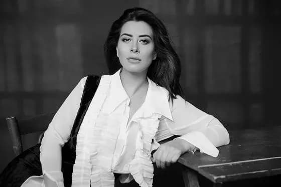 kriminalni-spravi-ta-koruptsiya-ukrayinskogo-pravosuddya-novi-podrobitsi-konfliktu-zhurnalistki-ramini-eskhakzay-ta-netverezogo-cholovika