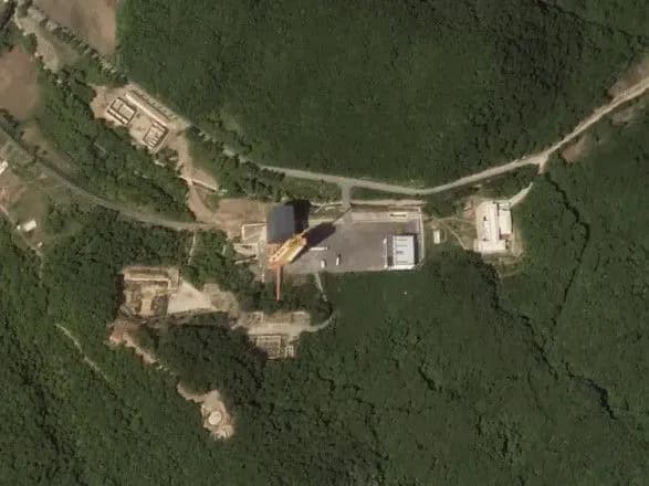 kndr-rozkritikuvali-zasidannya-radbezu-oon-schodo-zapusku-suputnika