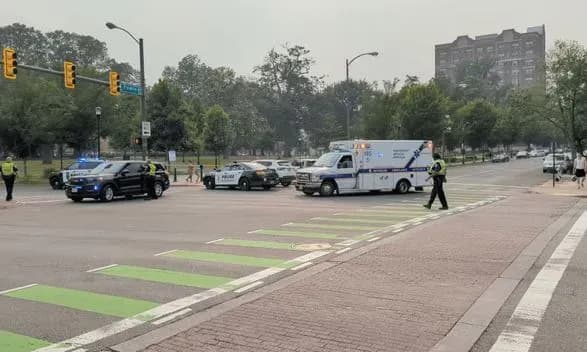 na-vipusknomu-v-shtati-virdzhiniya-ozbroyeniy-cholovik-zastreliv-dvokh-lyudey-i-poraniv-sche-pyatokh