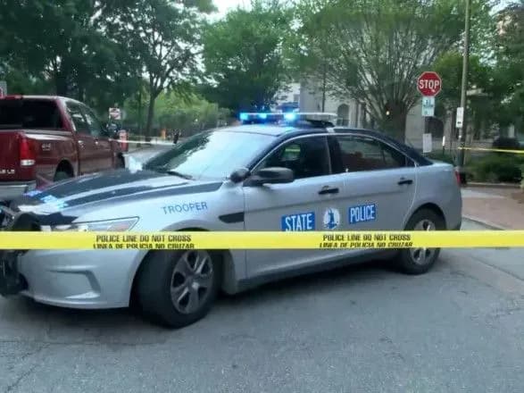 strilyanina-na-shkilnomu-vipusknomu-u-ssha-dvoye-lyudey-zaginulo-sche-5-otrimali-poranennya