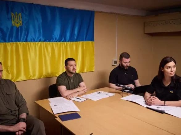 zelenskiy-proviv-videozustrich-iz-predstavnikami-svitovoyi-ekospilnoti-zaprosiv-yikh-do-mizhnarodnoyi-robochoyi-grupi-schodo-protidiyi-ekologichnim-zlochinam-rf