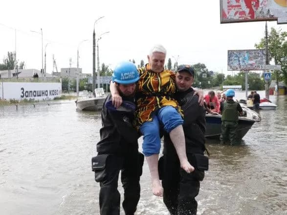 pislya-pidrivu-kakhovskoyi-ges-dosi-pidtopleno-30-naselenikh-punktiv-na-khersonschini-ta-31-na-mikolayivschini
