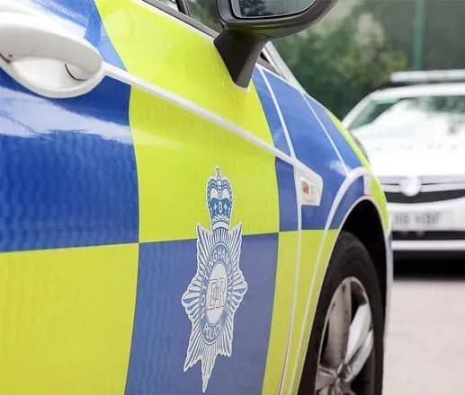 u-britanskomu-nottingemi-cherez-seryozniy-intsident-perekrito-dorogi-ta-zupineno-tramvayi