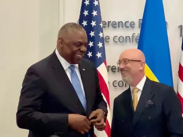 ramshtayn-13-reznikov-u-bryusseli-zustrivsya-z-golovoyu-pentagonu