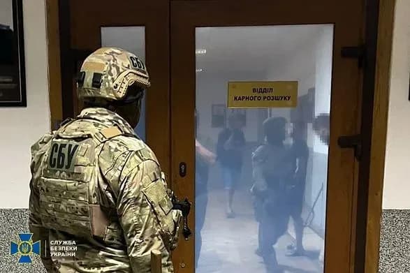 u-dnipri-nakrili-bandu-narkotorgovtsiv-scho-diyala-pid-dakhom-pravookhorontsiv-sbu