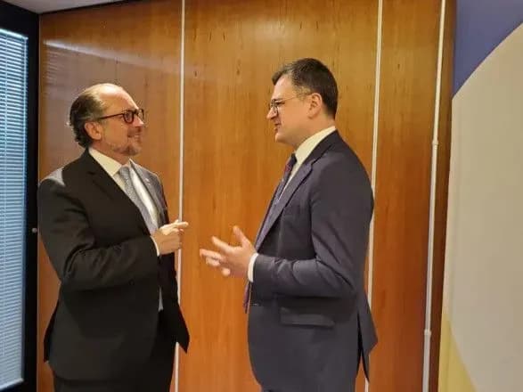 avstriya-zrobit-tsinniy-vnesok-u-rozminuvannya-kuleba