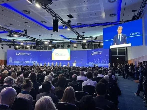 ssha-zaklikayut-rf-nadati-dostup-do-lyudey-yaki-perebuvayut-na-livomu-berezi-khersonschini