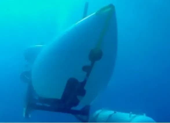 robot-prochisuye-dno-v-poshukakh-ulamkiv-batiskafa-titan-na-tli-startu-rozsliduvannya