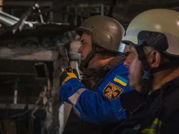 raketniy-udar-po-kramatorsku-visim-lyudey-z-nikh-dvi-ditini-zaginulo