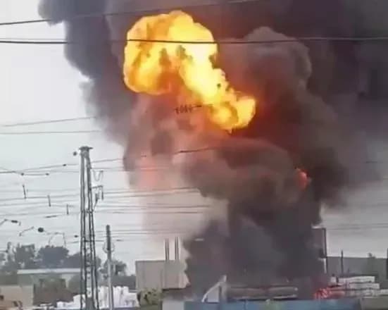 u-rf-znovu-palaye-v-nizhnomu-novgorodi-spalakhnula-masshtabna-pozhezha-ye-postrazhdali