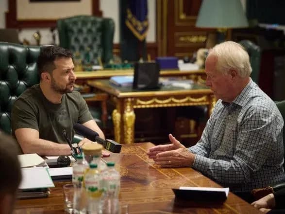 modulni-budinki-ta-zhitloviy-kompleks-zelenskiy-zustrivsya-iz-zasnovnikom-amerikanskoyi-wasatch-group