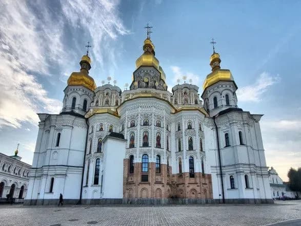 u-minkulti-vimagayut-schob-chentsi-mp-zalishiti-kiyevo-pechersku-lavru