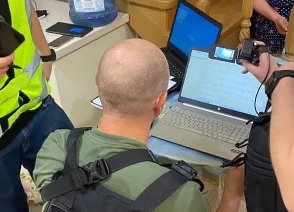 nadavali-poslugu-anonimnikh-dzvinkiv-v-ukrayinu-z-rf-vikrito-chotirokh-uchasnikiv-skhemi