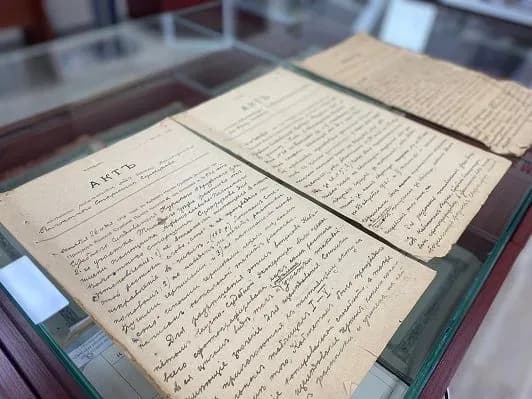 pidrobka-finansovikh-dokumentiv-maye-davni-traditsiyi-oleksandr-ruvin-pro-pershi-ekspertizi-v-istoriyi-kndise