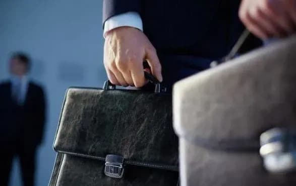 kabmin-ukhvaliv-nizku-kadrovikh-rishen-khto-otrimav-a-khto-vtrativ-posadu-4