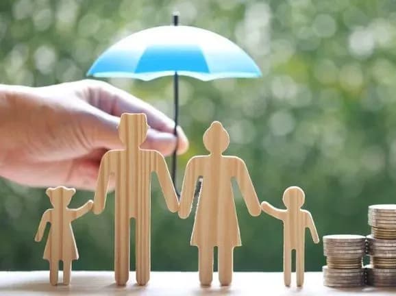 ugorschina-napolyagatime-na-simeyniy-polititsi-pid-chas-golovuvannya-v-radi-yes