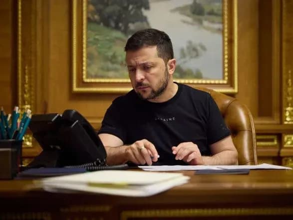 zelenskiy-zidzvonivsya-iz-prezidentom-gvineyi-bisau-govorili-pro-ruynivnu-diyalnist-pvk-vagner-v-afritsi