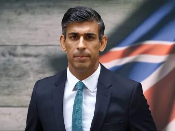 velika-britaniya-ne-skhvalyuye-vikoristannya-kasetnikh-bomb-v-ukrayini