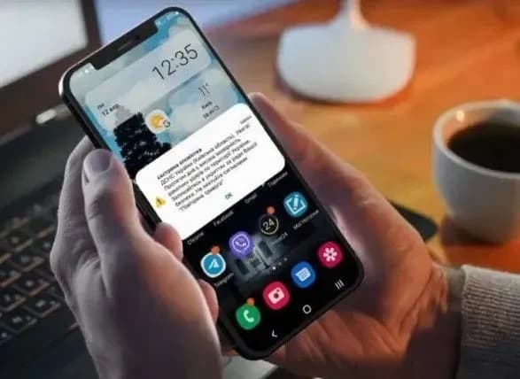 guchni-spovischennya-pro-trivogu-na-telefon-v-kmda-ta-dsns-kazhut-scho-voni-yikh-ne-rozsilayut