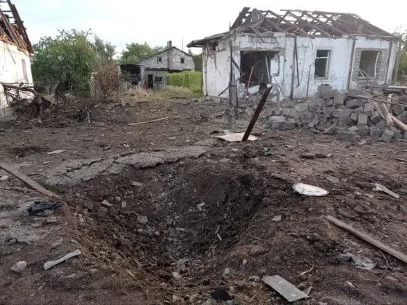 vugledar-zaznav-14-vorozhikh-udariv-z-artileriyi-v-oblasti-troye-zagiblikh-ova