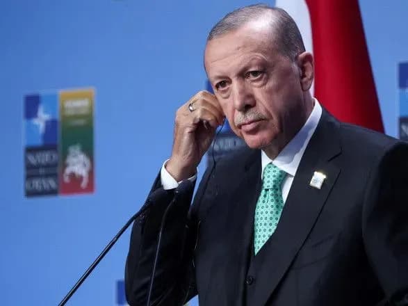 rosiya-zminila-pozitsiyu-schodo-povernennya-komandiriv-azovu-erdogan