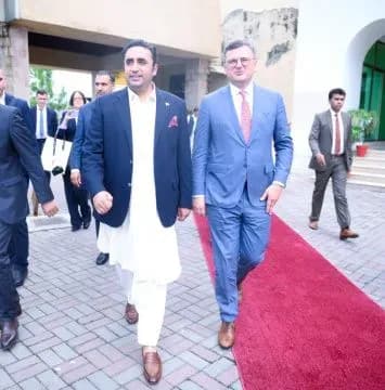 upershe-v-istoriyi-glava-mzs-ukrayini-zustrivsya-z-premyerom-pakistanu-ta-obgovoriv-eksport-zerna