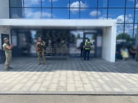 povidomlennya-pro-nebezpeku-u-buchasnomu-rayoni-kiyivschini-politseyski-pereviryayut-tts