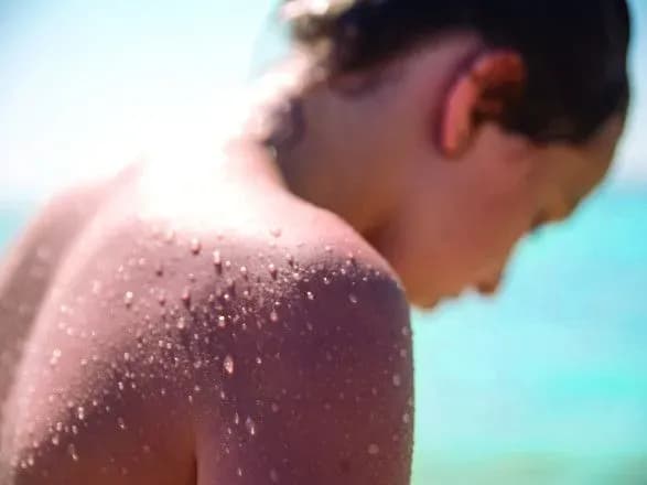 prosyat-pidshukati-gotel-bez-rosiyan-na-yakiy-vidpochinok-yidut-ukrayintsi-v-2023-rotsi