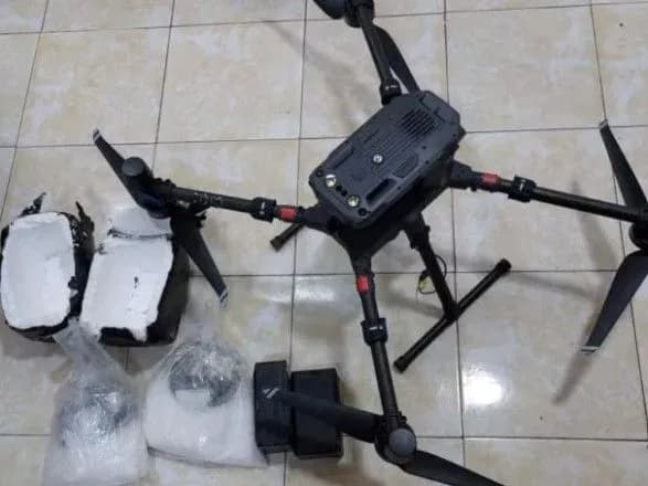 armiya-yordaniyi-zbila-bezpilotnik-scho-letiv-iz-siriyi-ta-perevoziv-narkotiki