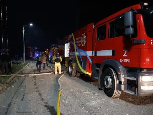 kilkist-zhertv-vid-rosiyskoyi-ataki-na-dnipro-zbilshilas-do-devyati-sered-nikh-dvoye-ditey