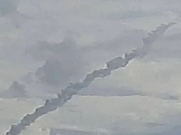 nad-rostovskoyu-oblastyu-znovu-vibukhi-gubernator-kazhe-scho-pratsyuye-ppo