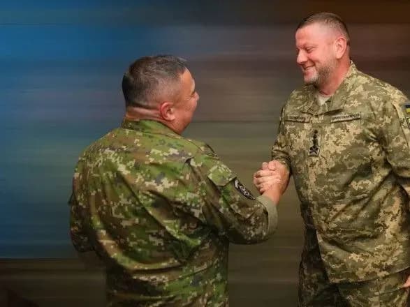 golova-genshtabu-slovachchini-vidvidav-ukrayinu-iz-zaluzhnim-obgovorili-potrebi-v-ozbroyenni-ta-navchannya-na-f-16