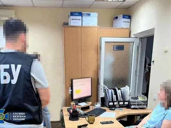 chekali-na-okupatsiyu-rf-i-zaperechuvali-isnuvannya-ukrayini-u-mikolayevi-zatrimali-dvokh-posadovits-oblenergo