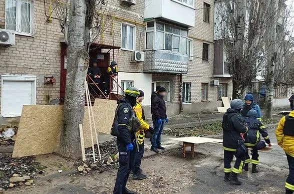 okupanti-vipustili-po-khersonu-14-snaryadiv-za-dobu-1-lyudina-zaginula-1-poranena